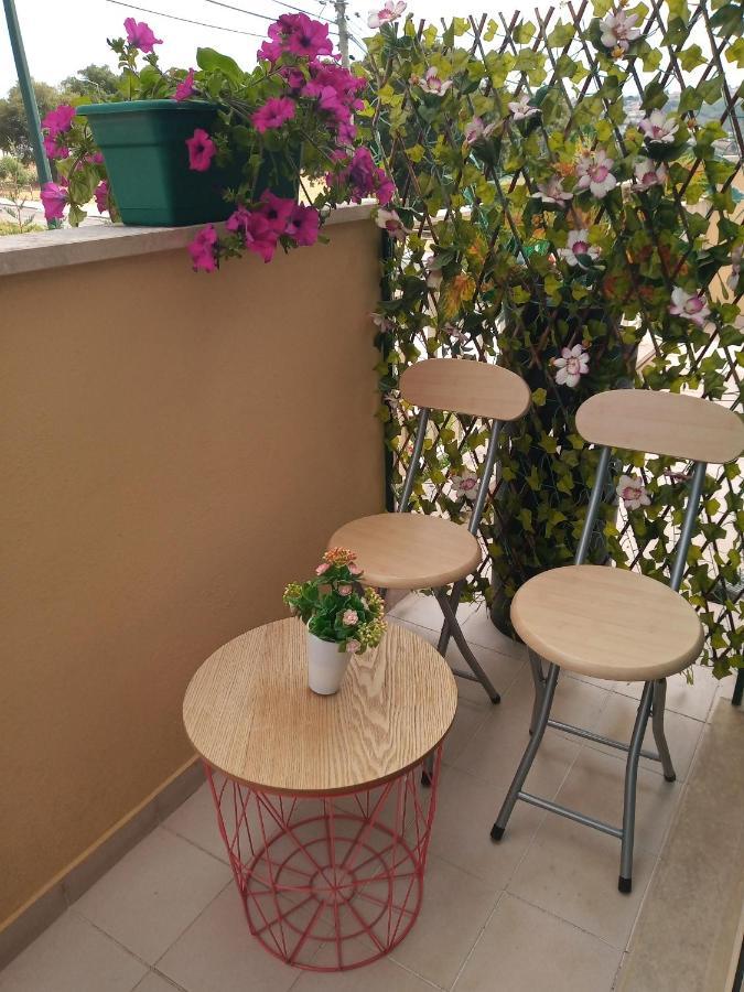 Quartos Confortaveis Em Casa Proximo Ao Mosteiro 바탈랴 외부 사진